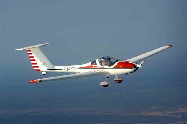 G109 Motor glider designated VKR in flight